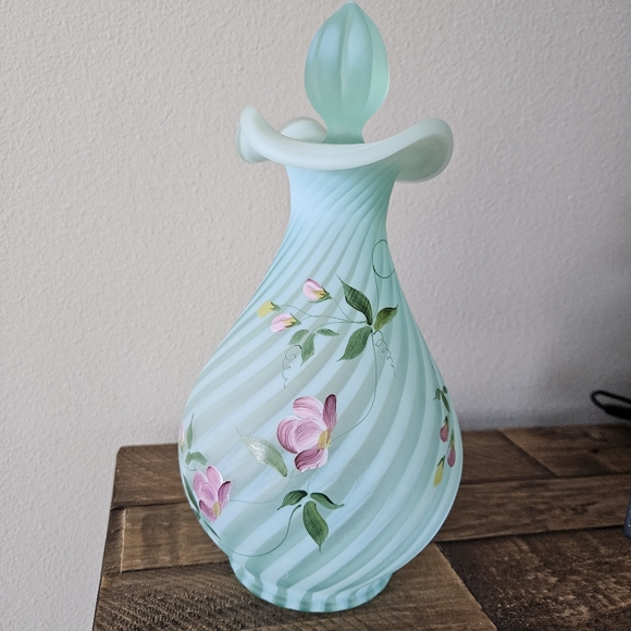 Fenton Sea Mist Green Decanter With Stopper Hand Painted Signed Rare Vtg - Picture 2 of 14